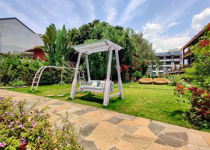 Lake View Resort